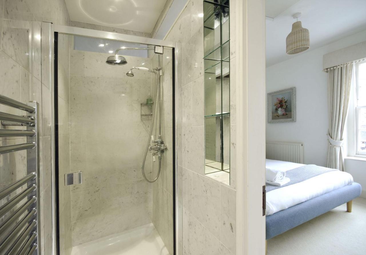 Villa Dolls House - Luxury Townhouse *Sleeps 10* Henley-on-Thames Exterior foto