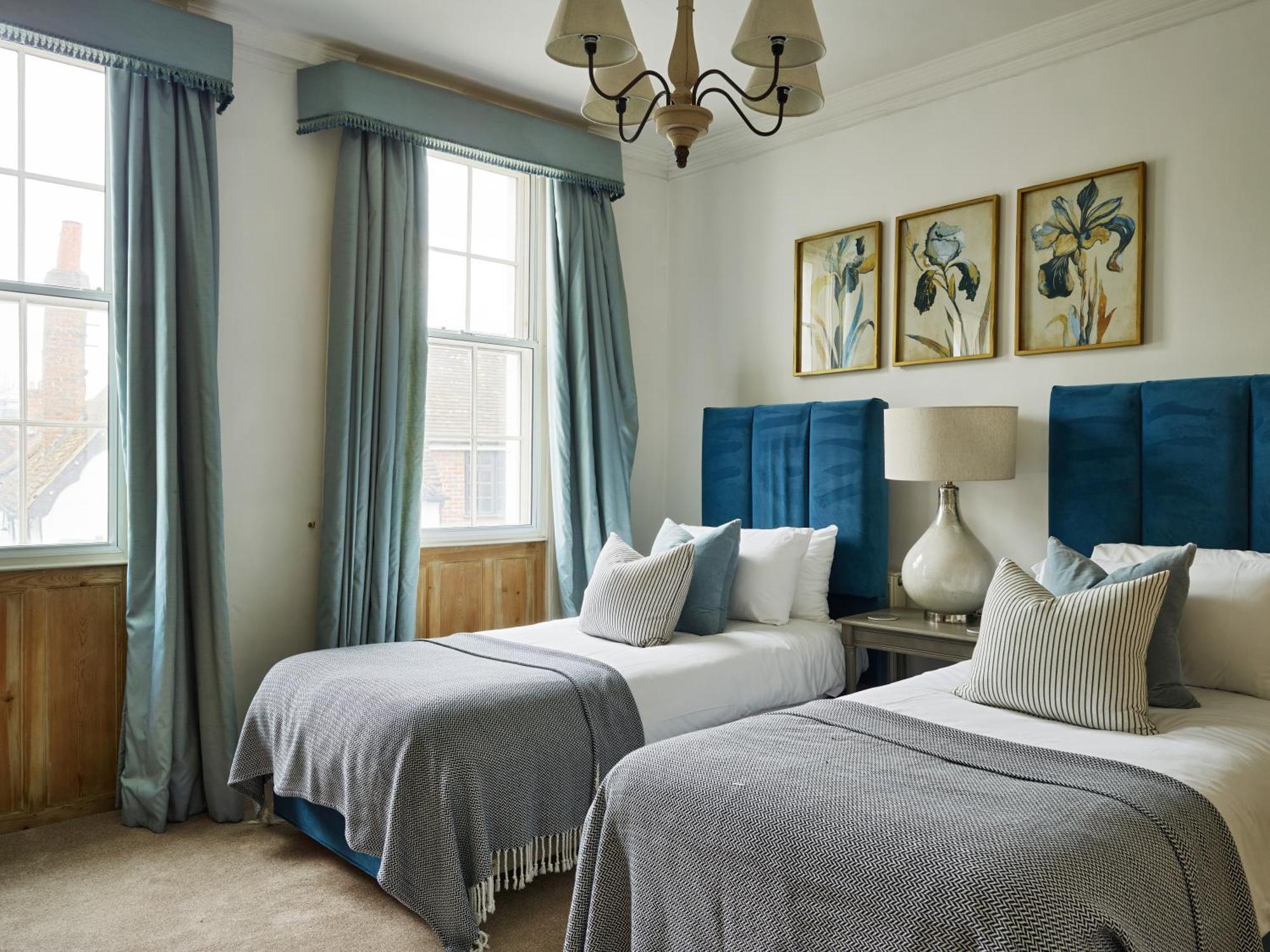 Villa Dolls House - Luxury Townhouse *Sleeps 10* Henley-on-Thames Exterior foto